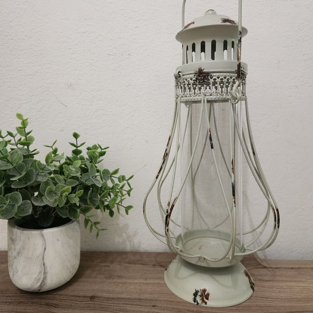 The Rustic Look Old Town Lantern With Glass Chimney
